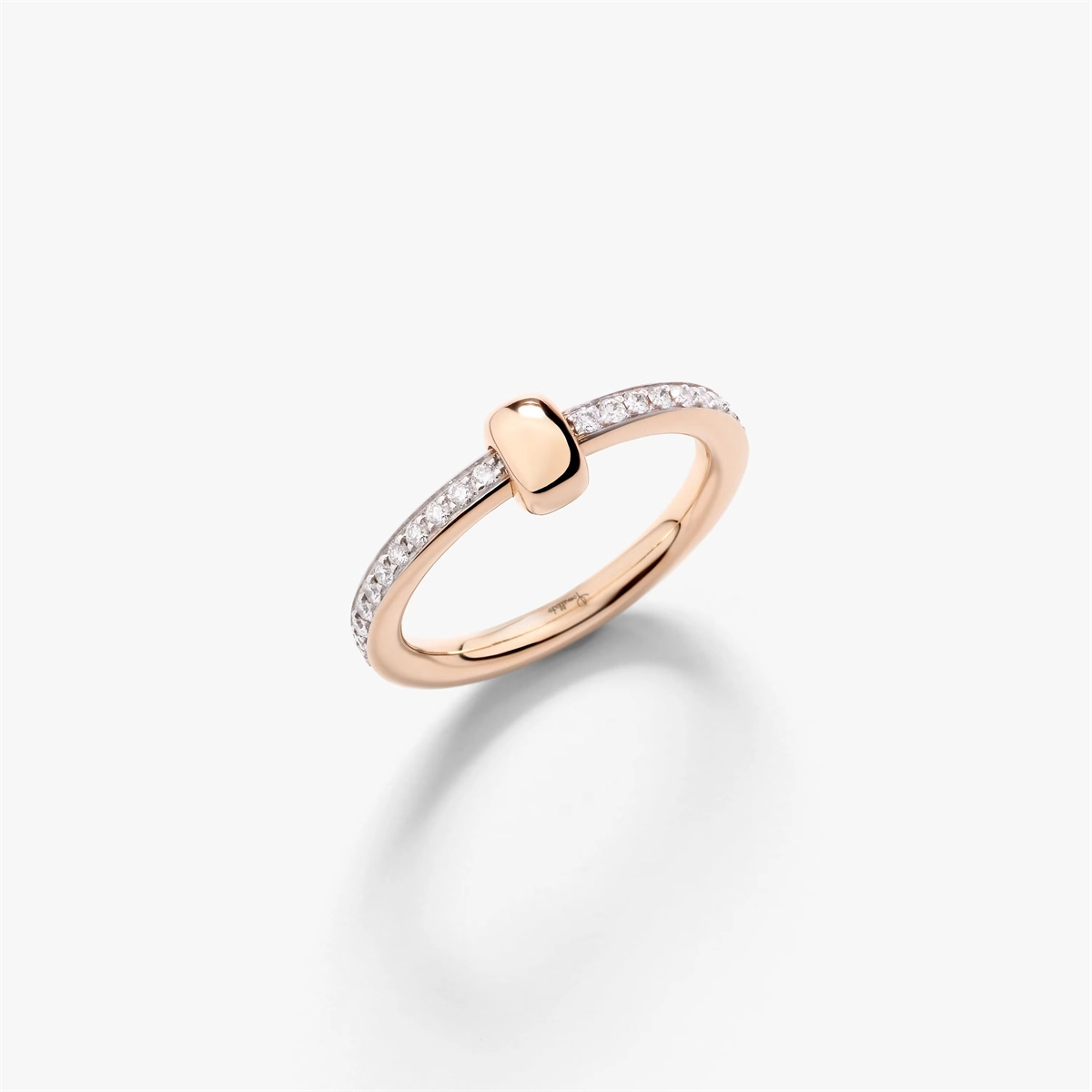 Pomellato Rings in Mixed Metals containing Diamond PAC4015-O7WHR-DB000-55