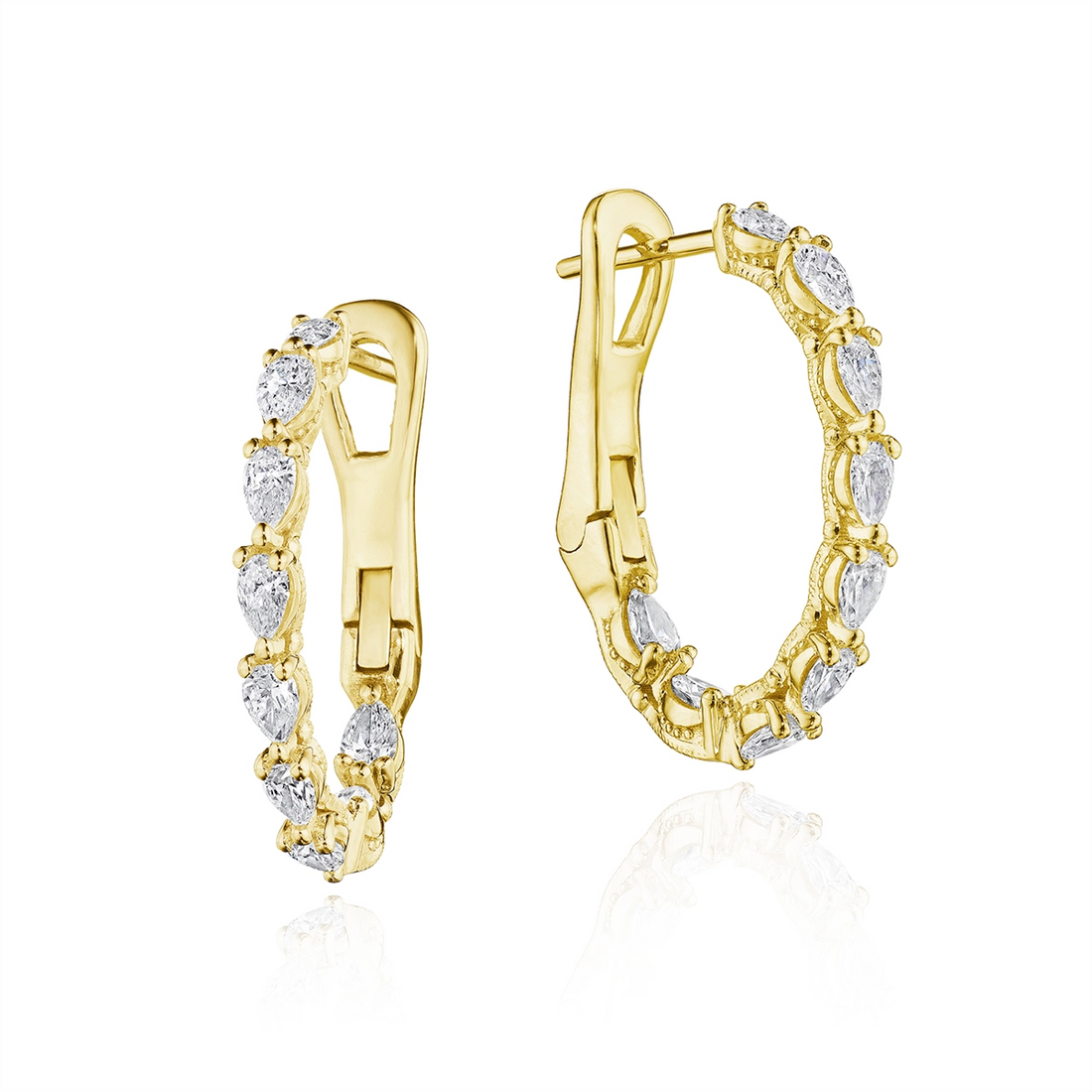 Tacori Earrings in Yellow Gold containing Diamond FE 833 Y