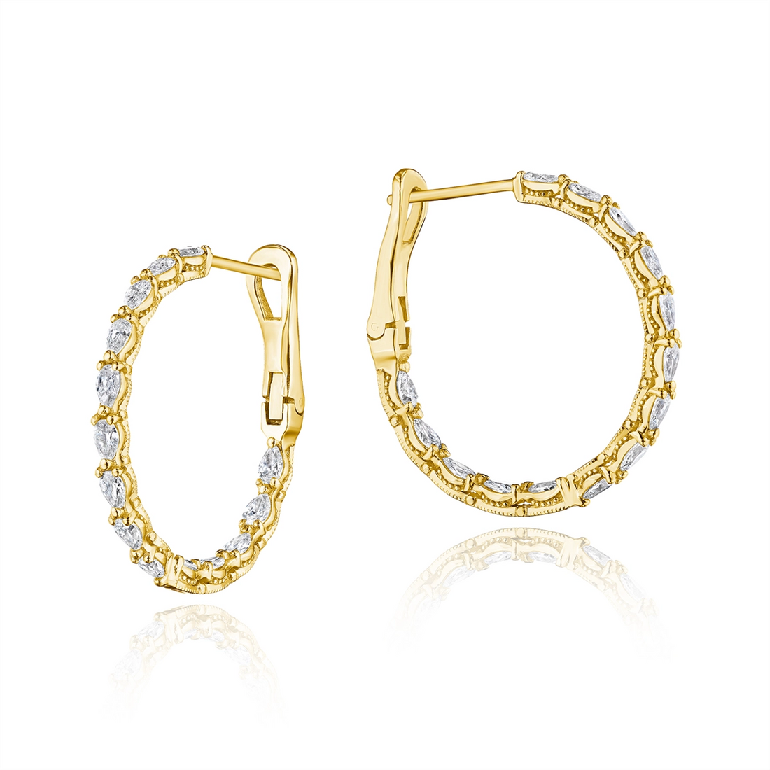 Tacori Earrings in Yellow Gold containing Diamond FE 828 Y