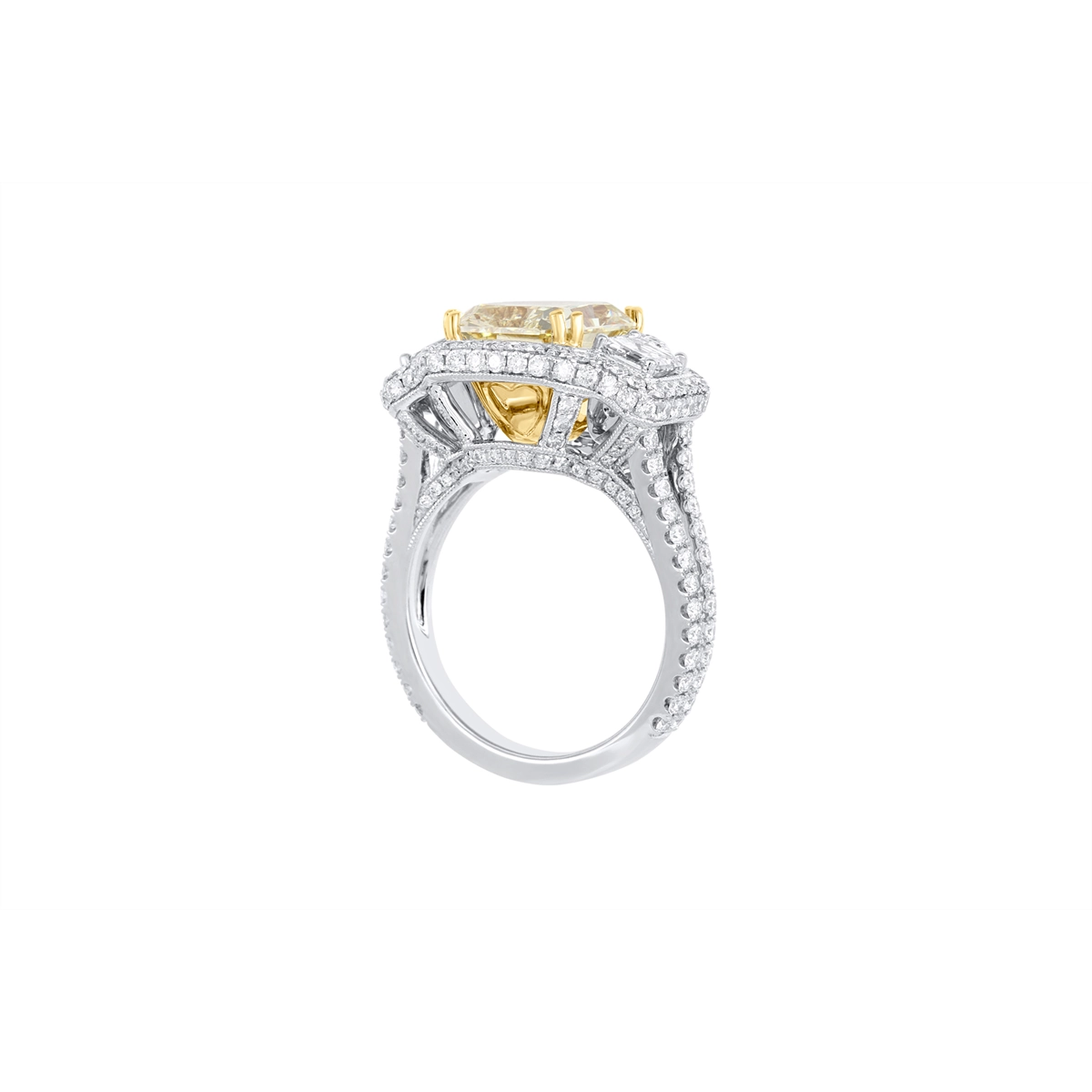 Engagement Collections Engagement Rings in Mixed Metals containing Diamond 459012