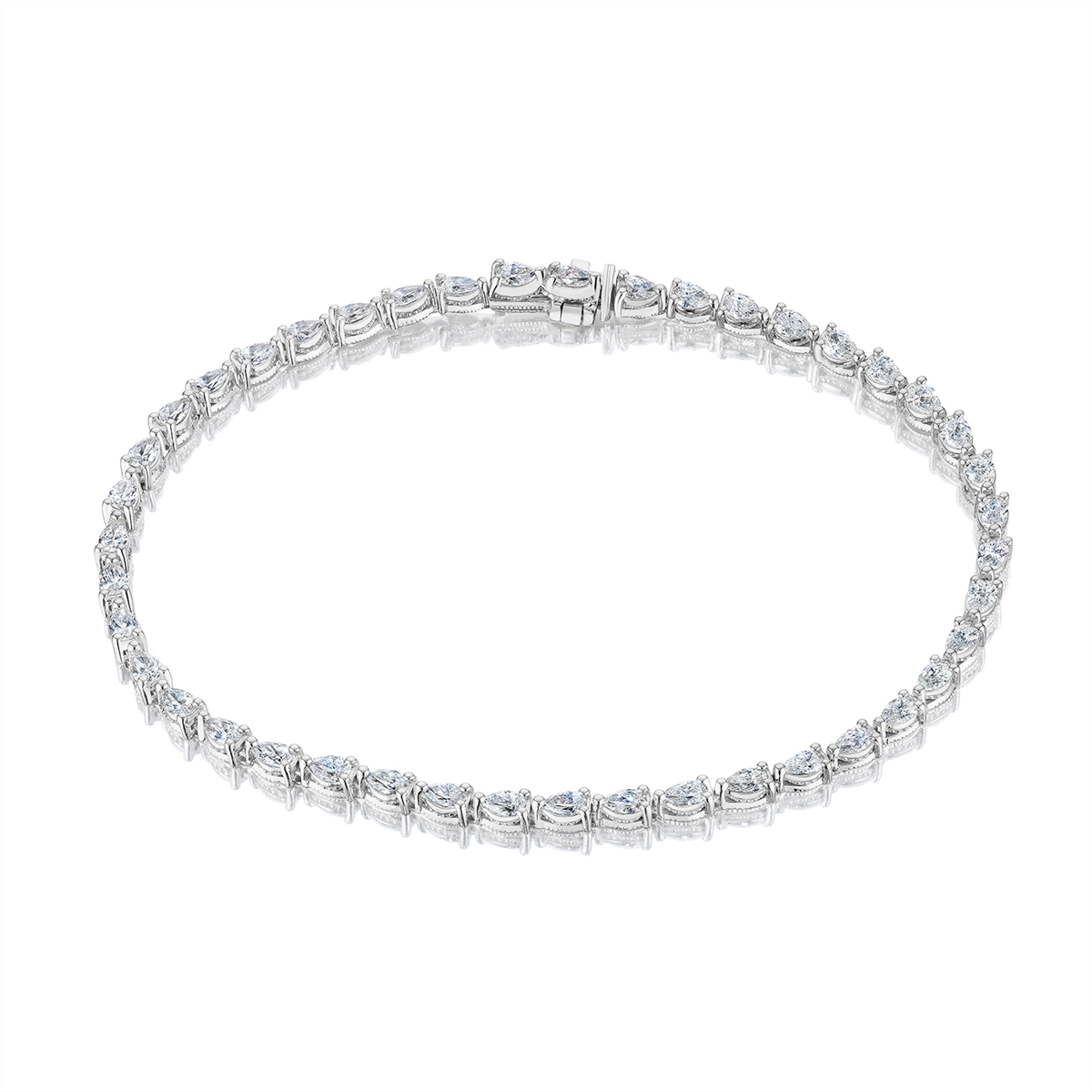 Tacori Bracelets in Platinum/Palladium containing Diamond FB 673 PLT 7