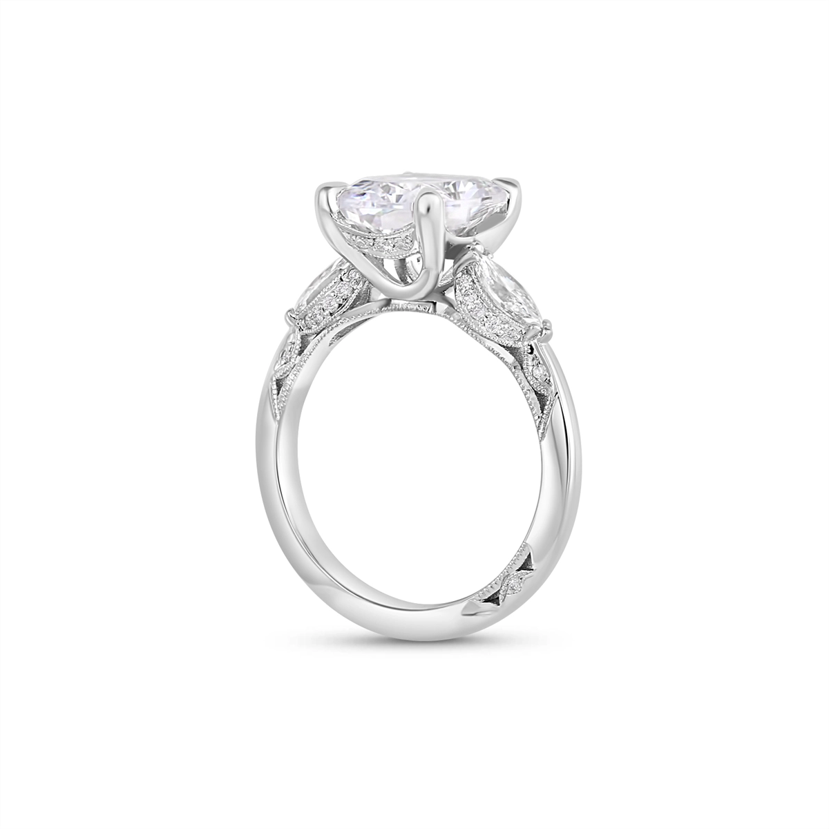 Tacori Engagement Rings in Platinum/Palladium containing Diamond 2685 2.2 RAD 10X7