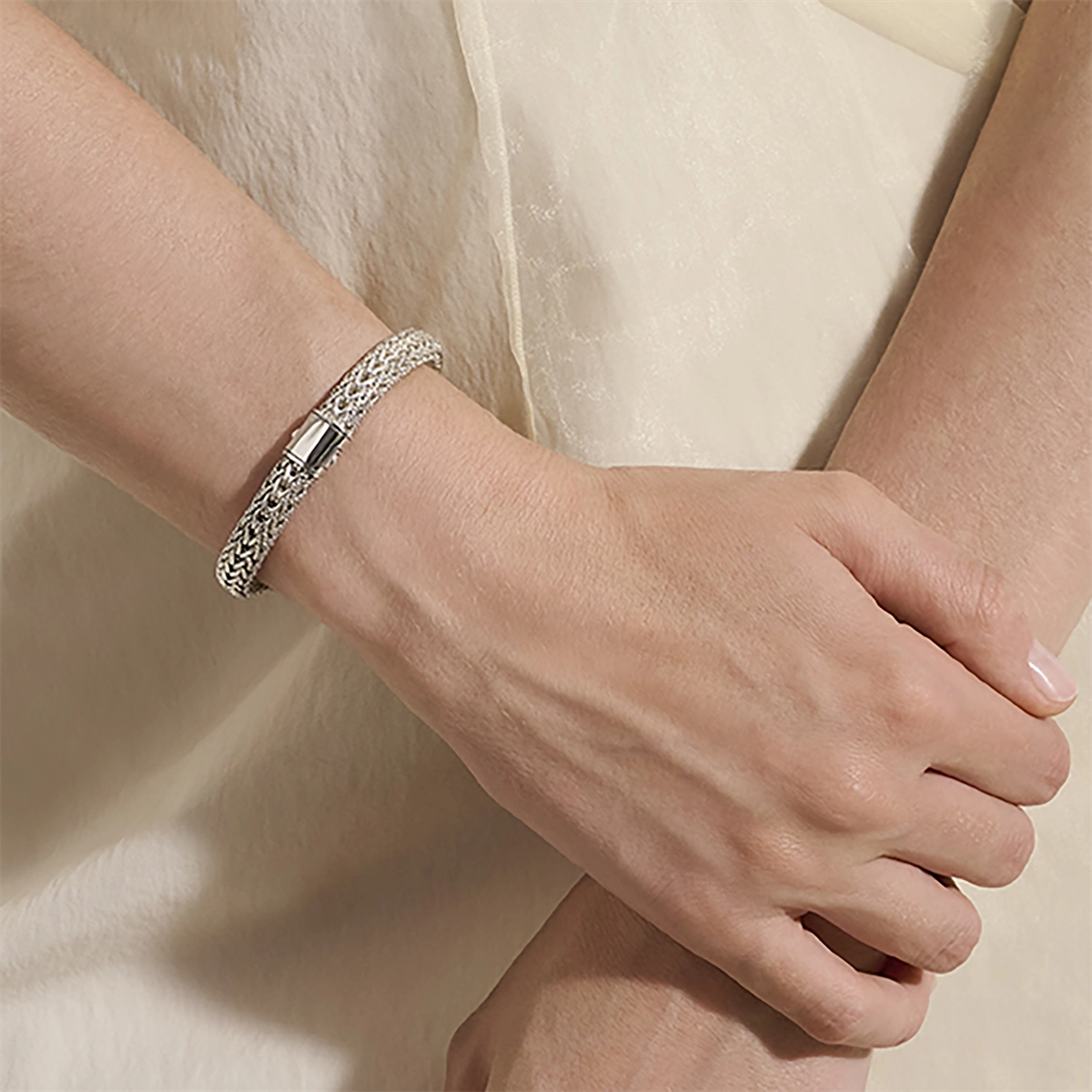 John Hardy Bracelets in Mixed Metals BUZZ990401RVXUL