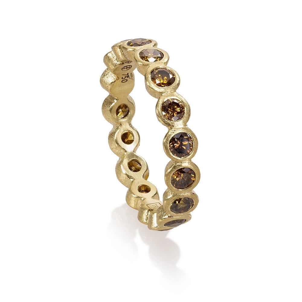Todd Reed Wedding Rings in Yellow Gold containing Diamond TRDR1151-18KY-AUT