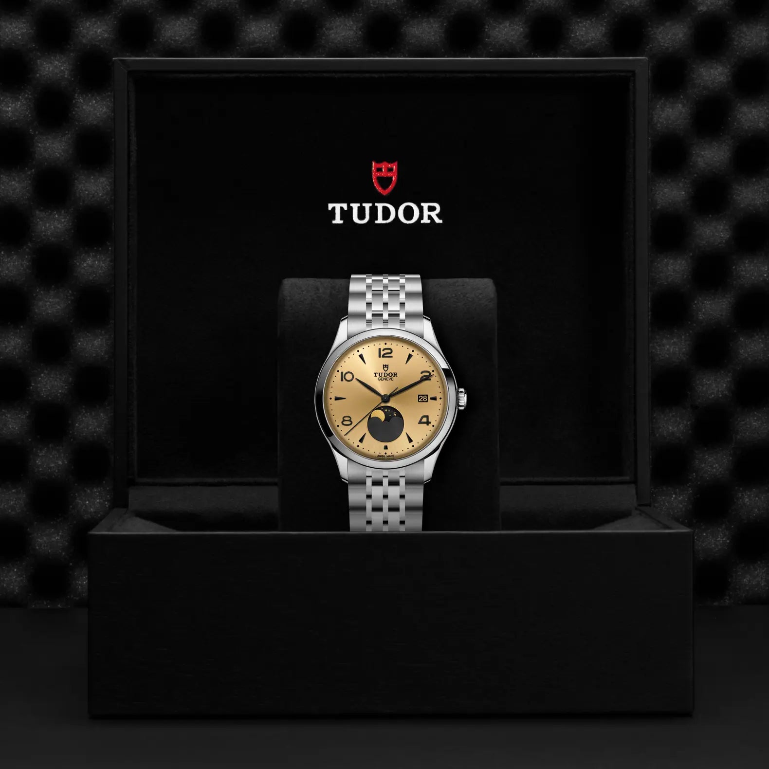 TUDOR 1926 Luna - Meierotto Jewelers