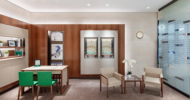 alt="discover our luxury rolex showroom - Meierotto Jewelers"